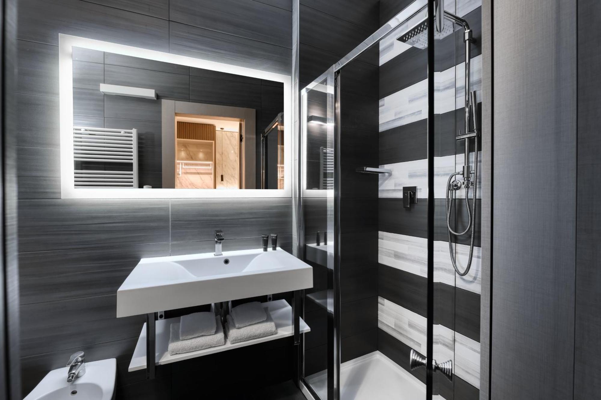 Hotel Metropolitan Bologna Bagian luar foto